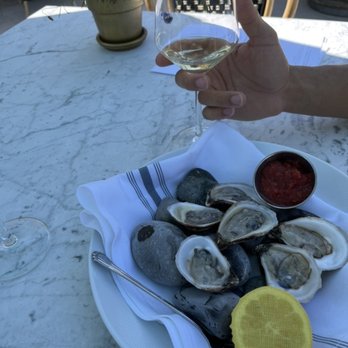 Paris Valley Road Estate Winery - Oysters - Wineries Near Me - Paso Robles, California