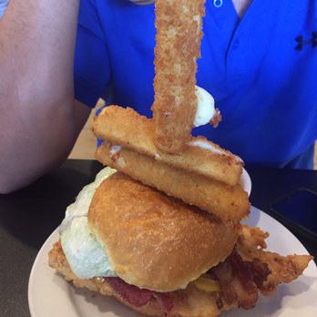 Maple Leaf Diner - American Near Me - Dallas, Texas Maple Leaf Diner - American Near Me - Dallas, Texas
