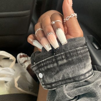 Toe-Riffic Nails Lounge - Close up - Nail Salons Near Me - Brea, California