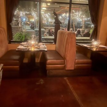 Paon Restaurant & Wine Bar - The Vibe - Wine Bars Near Me - Carlsbad, California Paon Restaurant & Wine Bar - The Vibe - Wine Bars Near Me - Carlsbad, California