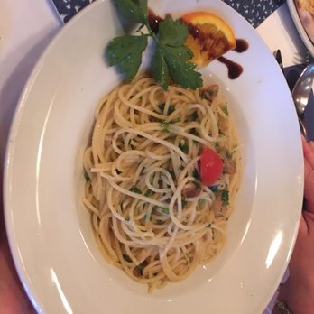 Da Nico - Garlic spaghetti ( it's hot) - Italian Near Me - Farchant, BY Da Nico - Garlic spaghetti ( it's hot) - Italian Near Me - Farchant, BY