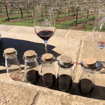 Kiepersol - Wine tasting outside - Distilleries Near Me - Tyler, Texas