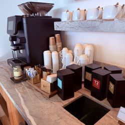 Hyatt Regency Sydney - Lounge Coffee -Tea