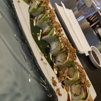 LA LA Sushi - NEW YORK DYNAMITE ROLL - Sushi Bars Near Me - Los Angeles, California