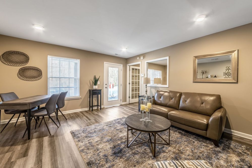 LEXINGTON STATION APARTMENTS Updated August 2024 23 Photos 110 Ridge Mill Cir, Lexington