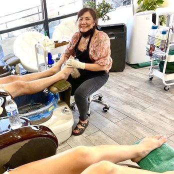 Trending Nails Spa - Getting pampered! - Waxing Near Me - San Jose, California