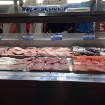 Peter's Fish Market - The fish is just amazing! Pick your own instead of go with the set - Seafood Near Me - Main Beach, QLD