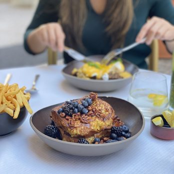 The Blvd - French toast - New American Near Me - Beverly Hills, California
