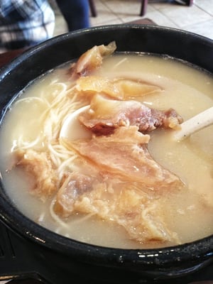 Sun Nong Dan by null