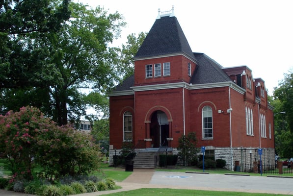 Fisk University Galleries (Carl Van Vechten Gallery & Aaron Douglas Gallery) by null
