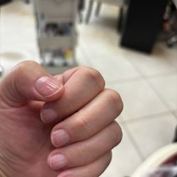 Profession Nail & Spa - Manicure with shiny buff by Helen