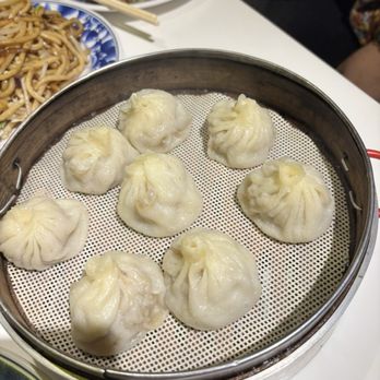 Mayflower Dumpling Express - Pork Steamed Dumpling (8), Contains peanuts - Dim Sum Near Me - Anaheim, California