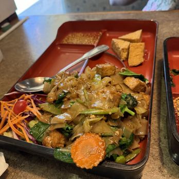Cafe de Bangkok - Thai Near Me - Gilbert, Arizona Cafe de Bangkok - Thai Near Me - Gilbert, Arizona
