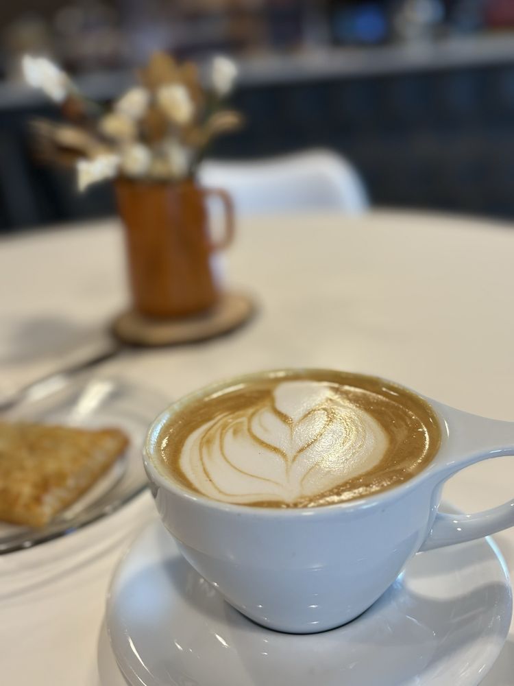 Cohesive Coffee Image