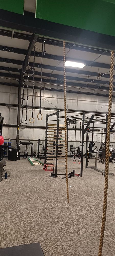 Survival Fitness Logo