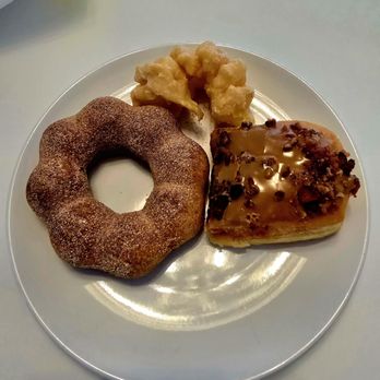 Lucky Donuts - All good! - Donuts Near Me - Burien, Washington Lucky Donuts - All good! - Donuts Near Me - Burien, Washington