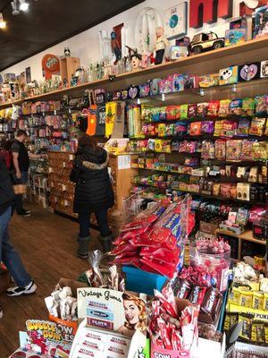 Blooms Candy & Soda Pop Shop by null