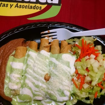Ke'Flauta - Tradicionales flauta plate. Before 2pm Lunch special $5.95. Includes a can of soda! - Mexican Near Me - El Paso, Texas