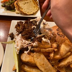 O'Reilly's Tap Room & Kitchen - Pulled pork sandwich