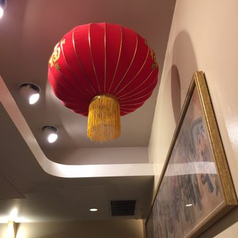 Fook Yuen Seafood Restaurant - Ceiling decor. - Seafood Near Me - Honolulu, Hawaii