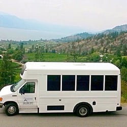 Connoisseur Wine Tours - Tour bus