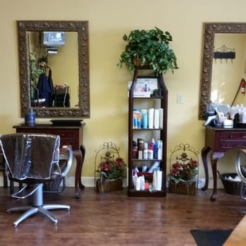 Le Parc Salon - Styling Stations - Hair Salons Near Me - New Orleans, Louisiana Le Parc Salon - Styling Stations - Hair Salons Near Me - New Orleans, Louisiana