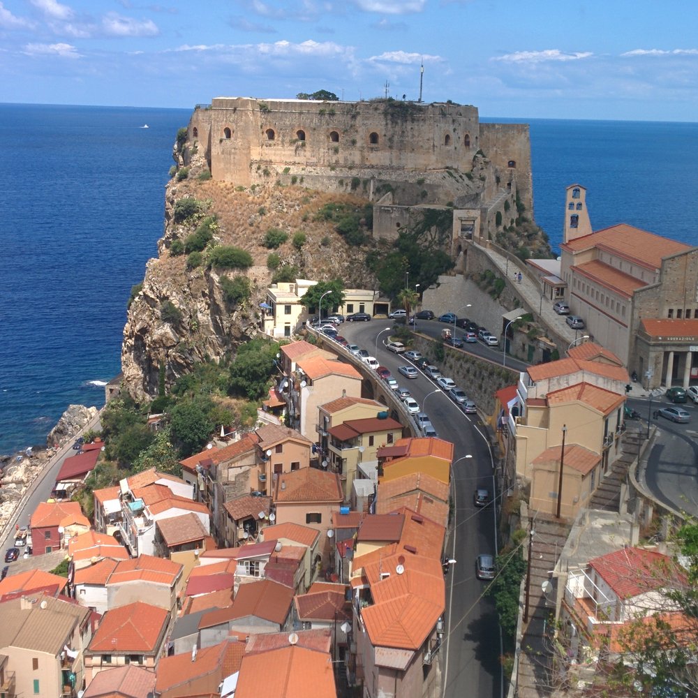 THE BEST 10 Beaches Trending near VIBO VALENTIA, ITALY - Lido di Tropea,  Lido di Scilla, Marinella - Updated 2026 - Yelp, image size:1000x1000