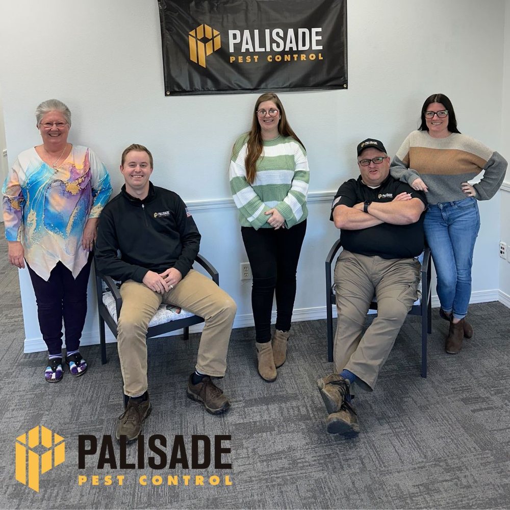 PALISADE PEST CONTROL Updated October 2024 12 Photos 4270 S
