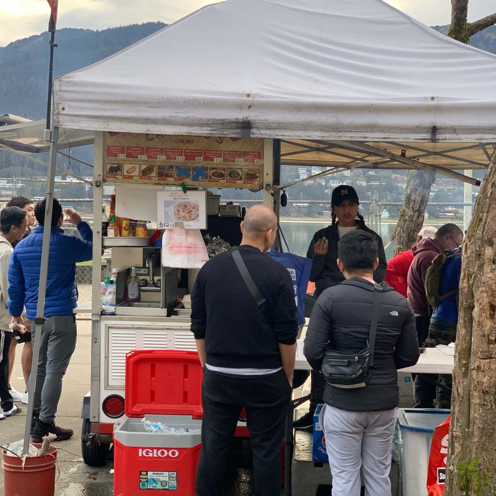Carrillo's Caldo - Waiting in line - Filipino Near Me Carrillo's Caldo - Waiting in line - Filipino Near Me