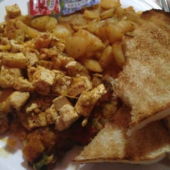 Georgie's Diner - Butternut and tofu hash - Vegan Near Me - West Haven, Connecticut Georgie's Diner - Butternut and tofu hash - Vegan Near Me - West Haven, Connecticut