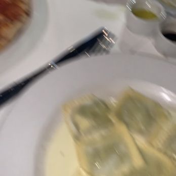 Trattoria Amici - Ravioli Di Spinaci - Italian Near Me - Glendale, California Trattoria Amici - Ravioli Di Spinaci - Italian Near Me - Glendale, California