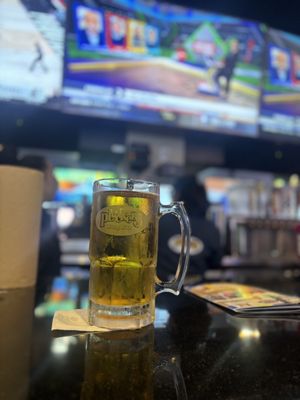 Pluckers Wing Bar by null