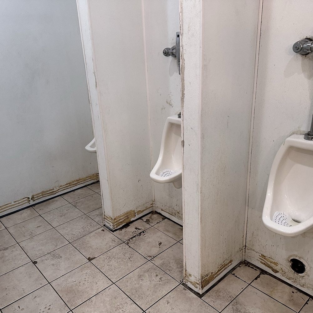 Rocket - Mens Restroom - Convenience Stores Near Me - Denver, Colorado Rocket - Mens Restroom - Convenience Stores Near Me - Denver, Colorado