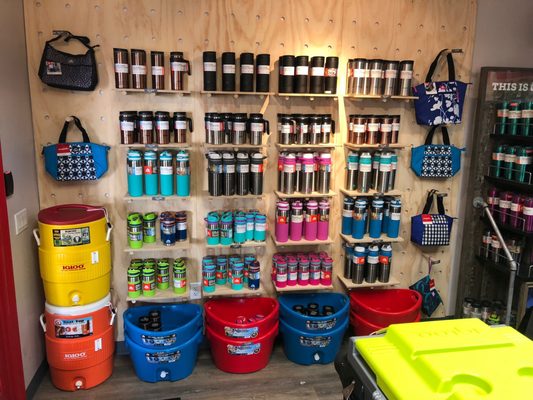 Igloo Factory Store by null