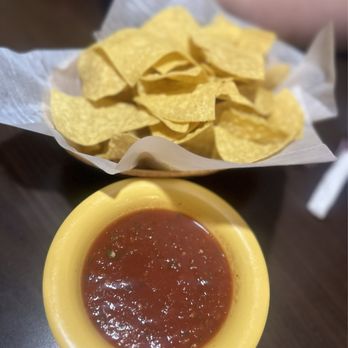 Mexico Restaurant - Chips and salsa - Mexican Near Me - White Plains, Maryland