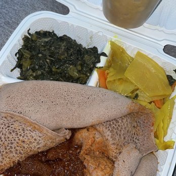 Ethiopis - Key Wot (beef stew) Greens & Chickpeas Small Veggie Side choose one - Ethiopian Near Me - Rockville, Maryland Ethiopis - Key Wot (beef stew) Greens & Chickpeas Small Veggie Side choose one - Ethiopian Near Me - Rockville, Maryland