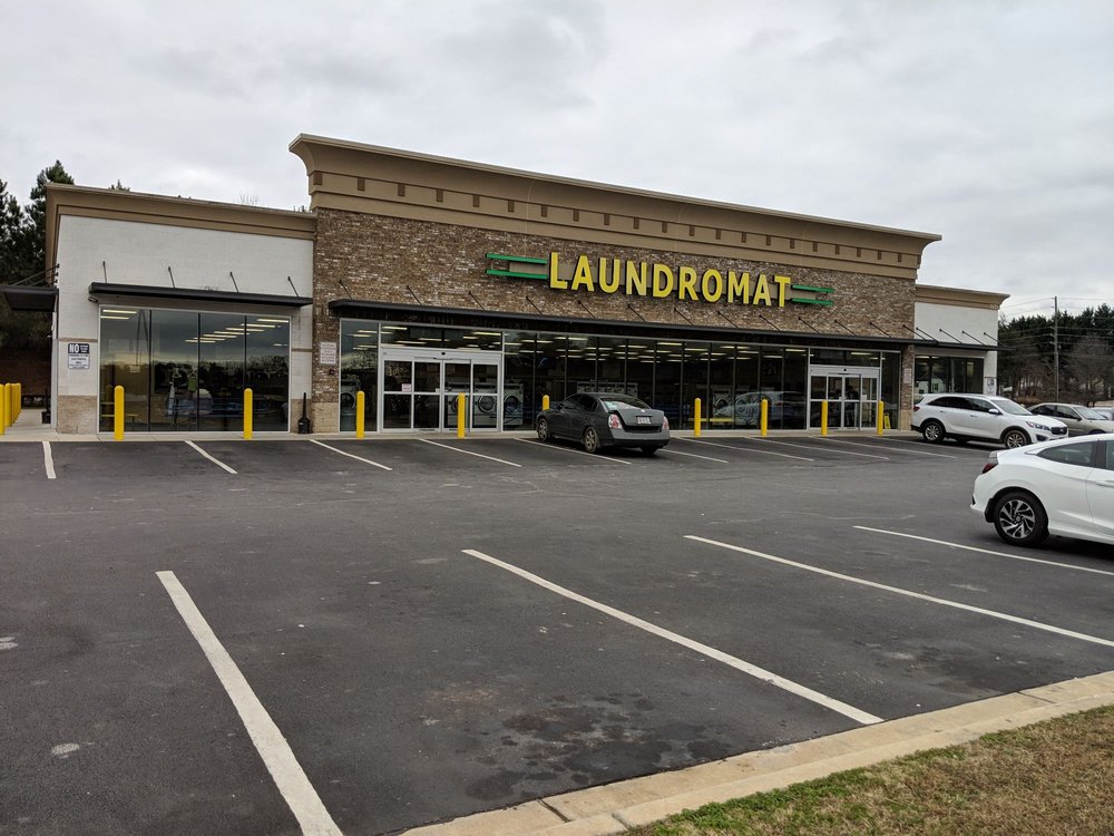 WASH YER DUDS LAUNDROMAT Updated September 2024 17 Photos & 16 Reviews 1125 McEver Rd