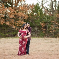 Becky Zeugin Studios - Maternity shoot
