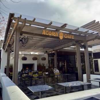 Acorn Cafe - Outdoor Patio - Breakfast & Brunch Near Me - Healdsburg, California