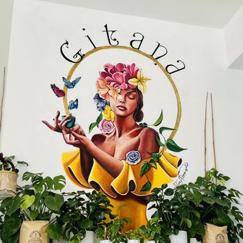 Gitana Cafe - Inside - Cafes Near Me - Hermosa Beach, California