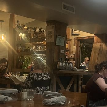 Farmers and Chefs - Decor is nice - Food Delivery Services Near Me - Poughkeepsie, New York