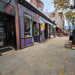 Southie's Own - Outdoor view of the shop on the day I went