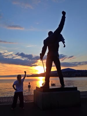 Statue de Freddie Mercury by null