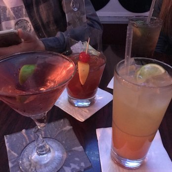 RetroRoom Lounge - Cosmopolitan, old fashion, and tequila sunrise - Karaoke Near Me - Palm Springs, California RetroRoom Lounge - Cosmopolitan, old fashion, and tequila sunrise - Karaoke Near Me - Palm Springs, California