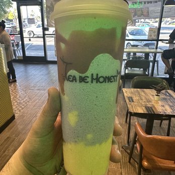 Tea Be Honest - Best pudding ever! Also the taro is amazing! I've become a regular since it opened - Bubble Tea Near Me - Hemet, California
