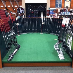 DICK'S Sporting Goods