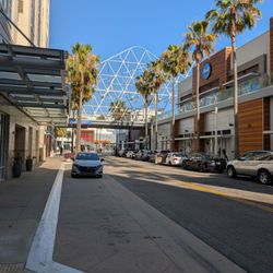 Bay St