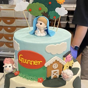 Tous Les Jours - Baby shower cake - Bakeries Near Me - Carrollton, Texas Tous Les Jours - Baby shower cake - Bakeries Near Me - Carrollton, Texas