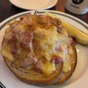 Eleven City Diner - Diners Near Me - Chicago, Illinois