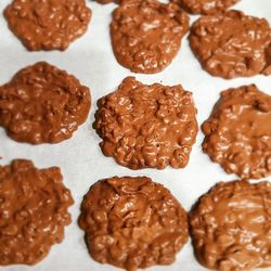 Krave Your Chocolates - Chocolate candy clusters with rice krispies
